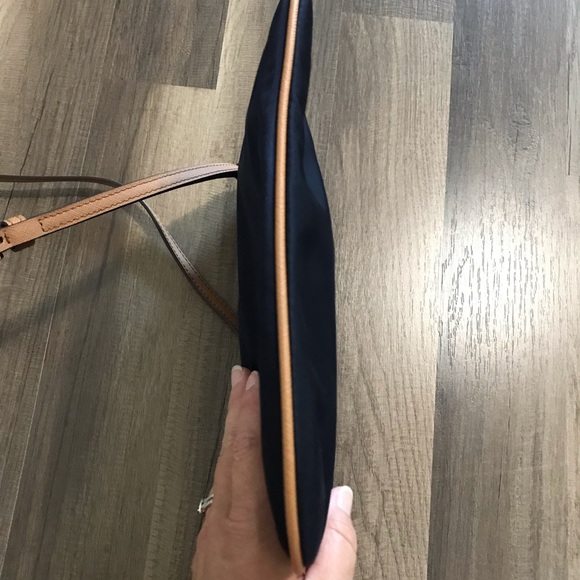 Micheal Kors Kelsey Large Crossbody NWOT - Picture 7 of 7